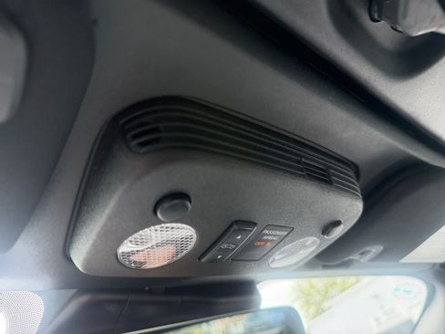 Used 2022 Ford Mustang GT Premium RWD image 30