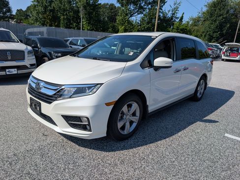 Used 2019 Honda Odyssey EX-L image 2