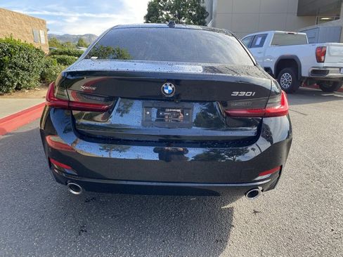 Used 2025 BMW 330i xDrive Sedan w/ Convenience Package image 9