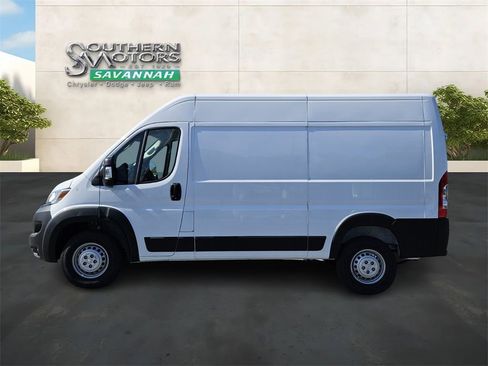 New 2026 RAM ProMaster 2500 FWD image 2