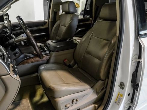 Used 2018 Chevrolet Tahoe Premier AWD/4WD image 29