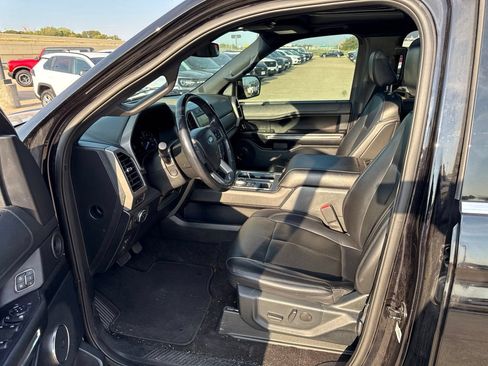 Used 2021 Ford Expedition XLT RWD image 18