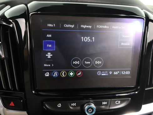 Used 2023 Chevrolet Traverse LT image 47