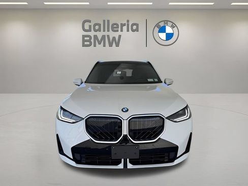 Used 2025 BMW X3 xDrive30i AWD/4WD image 4