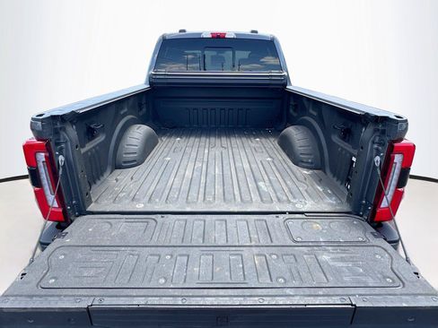 Used 2023 Ford F250 Platinum AWD/4WD image 19