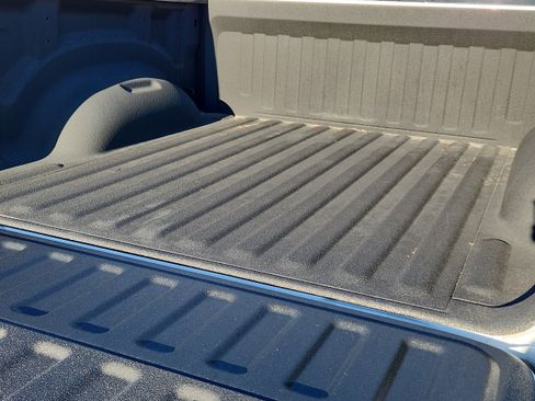 Used 2024 RAM 1500 Laramie image 30