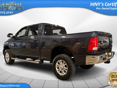 Used 2016 RAM 2500 Tradesman w/ Chrome Appearance Group AWD/4WD image 8