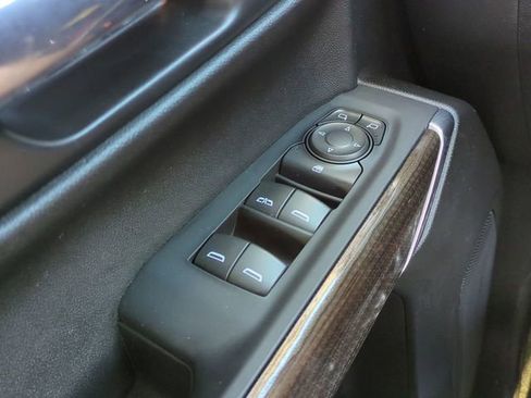 Used 2021 Chevrolet Silverado 1500 RST AWD/4WD image 23