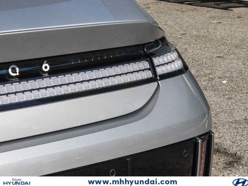 Certified 2023 Hyundai Ioniq 6 SEL RWD image 10
