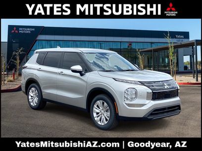 New 2026 Mitsubishi Outlander ES