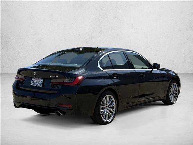 Used 2024 BMW 330i Sedan w/ Convenience Package RWD image 5