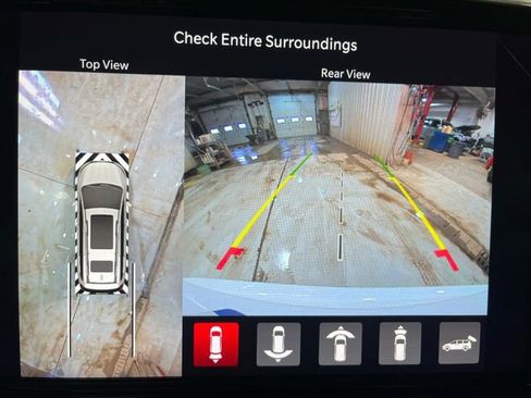 New 2026 Chrysler Pacifica Select image 17