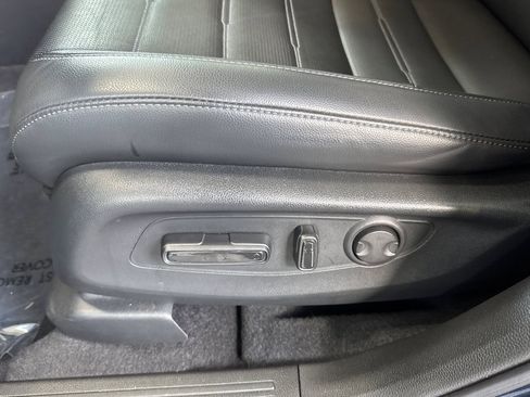 Used 2024 Honda CR-V EX-L image 14