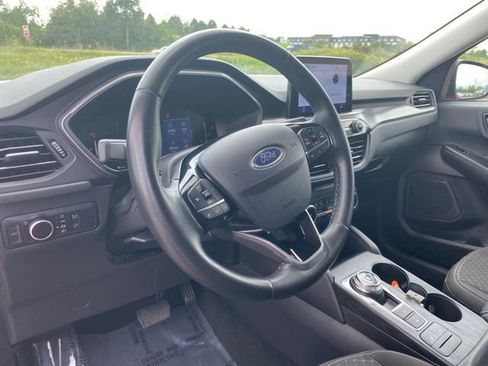 Used 2024 Ford Escape Active AWD/4WD image 30