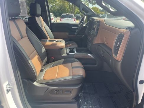 Certified 2022 Chevrolet Silverado 1500 High Country image 34