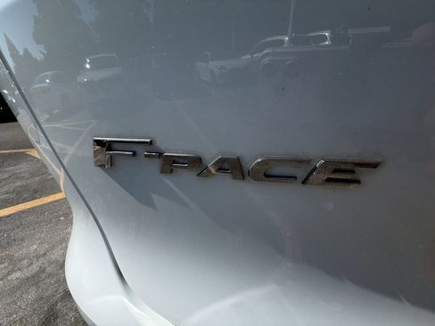 Used 2022 Jaguar F-PACE S AWD/4WD image 15