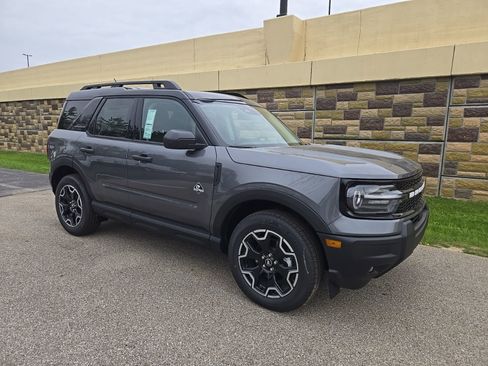 New 2026 Ford Bronco Sport Outer Banks AWD/4WD image 3