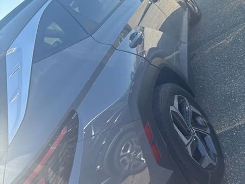 Used 2024 Hyundai Tucson SEL w/ Convenience Package image 2