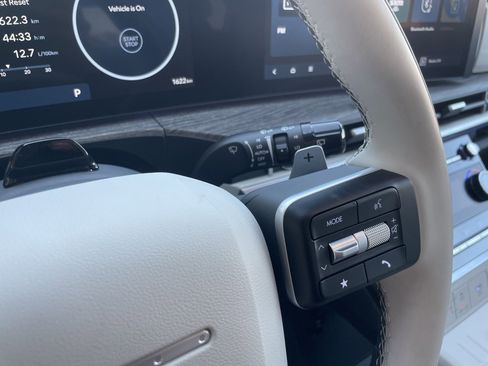 Used 2024 Hyundai Santa Fe Calligraphy image 30