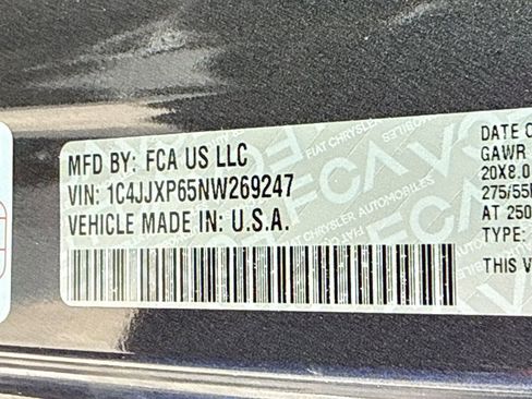 Used 2022 Jeep Wrangler Unlimited Sahara w/ Cold Weather Group AWD/4WD image 36