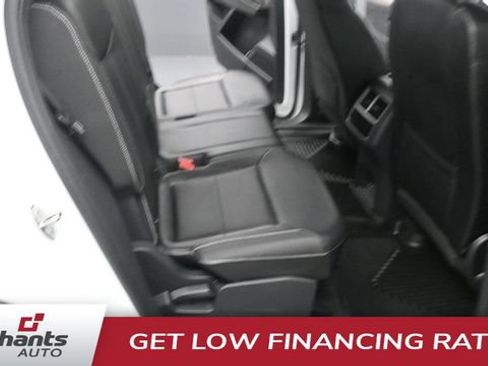 Used 2022 Volkswagen Atlas Cross Sport SEL R-Line AWD/4WD image 15