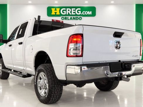 Used 2024 RAM 2500 Tradesman w/ Chrome Appearance Group AWD/4WD image 2