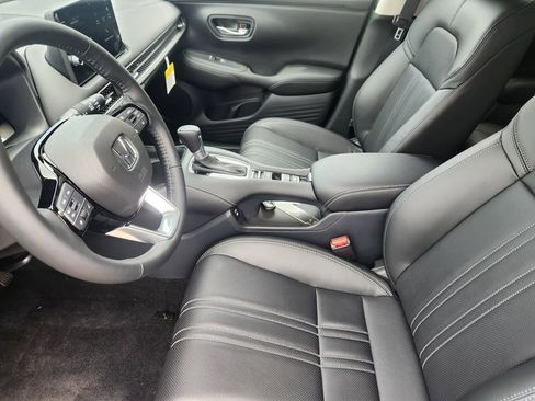 New 2026 Honda HR-V EX-L image 7