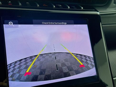 Used 2024 Jeep Grand Cherokee Altitude image 22