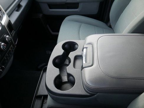 Used 2018 RAM 3500 SLT w/ Luxury Group AWD/4WD image 23