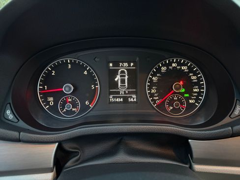 Used 2015 Volkswagen Passat TDI SE FWD image 13