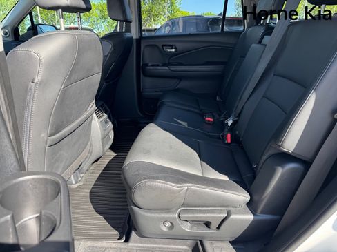 Used 2021 Honda Pilot EX-L image 12