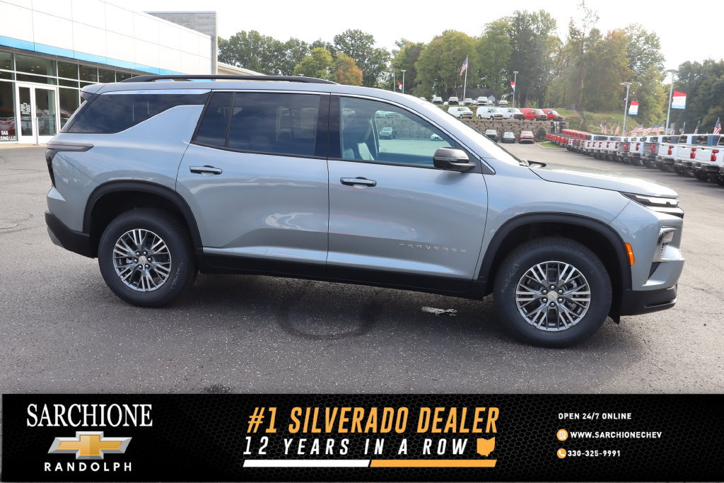 New 2027 Chevrolet Traverse LT w/ Driver Confidence Package AWD/4WD image 1
