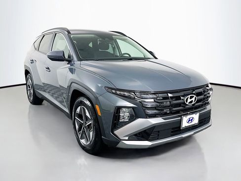 Certified 2025 Hyundai Tucson SEL image 3