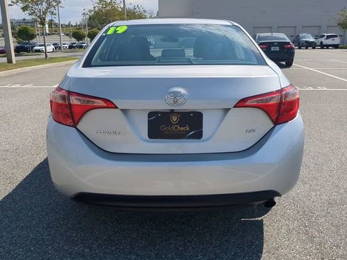 Used 2019 Toyota Corolla LE image 5