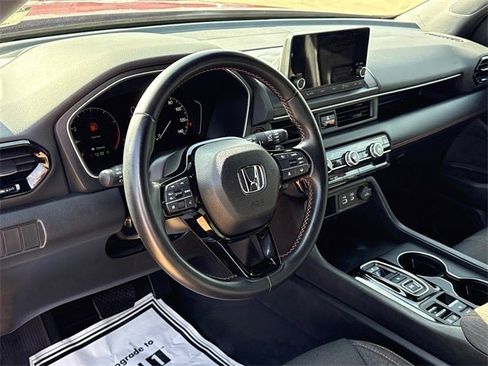 Used 2024 Honda Pilot Sport image 20