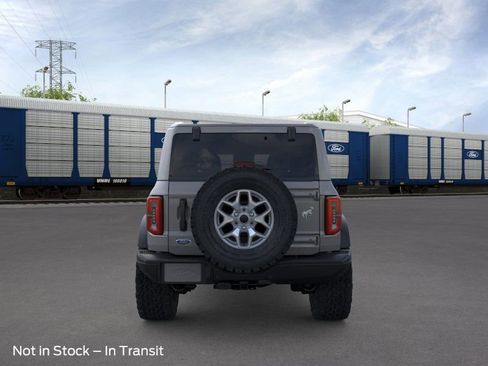 New 2025 Ford Bronco Badlands image 5