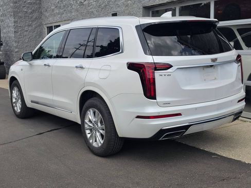 Used 2022 Cadillac XT6 Luxury AWD/4WD image 4
