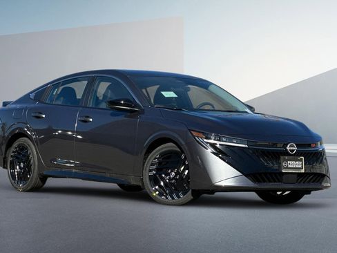 New 2026 Nissan Sentra SR w/ Floor Mat Package image 2