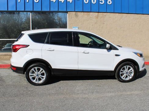 Used 2019 Ford Escape SE FWD image 26