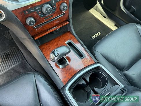 Used 2012 Chrysler 300 Limited RWD image 26