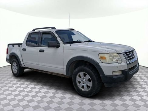 Used 2008 Ford Explorer Sport Trac XLT RWD image 2