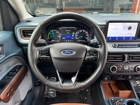 Used 2022 Ford Maverick Lariat w/ Lariat Luxury Package FWD image 24