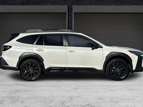 Used 2024 Subaru Outback Onyx Edition XT image 3