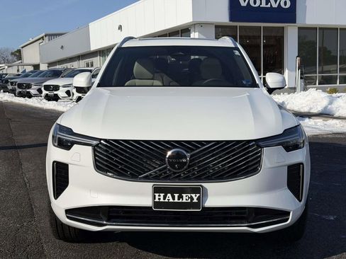 New 2026 Volvo XC90 B6 Plus w/ Protection Package Premier AWD/4WD image 23