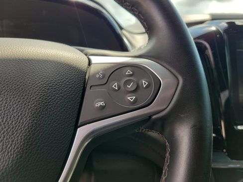 Used 2023 Chevrolet Traverse LT FWD image 19