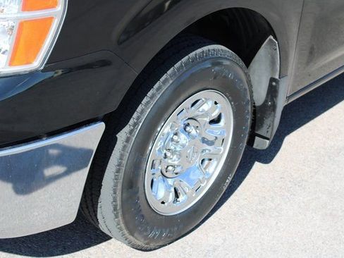Used 2016 Nissan NV 3500 SL RWD image 13