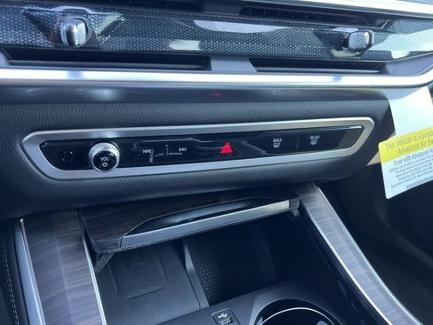 New 2026 BMW X5 xDrive40i w/ M Sport Package image 15