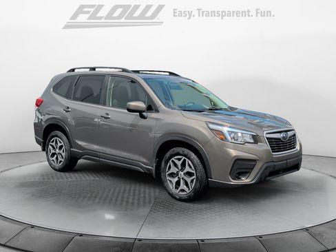 Used 2020 Subaru Forester Premium AWD/4WD image 1