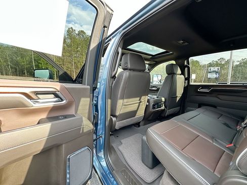 New 2026 GMC Sierra 2500 Denali w/ Denali Reserve Package AWD/4WD image 17