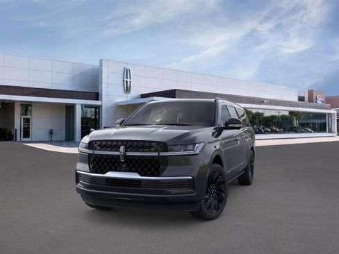 New 2025 Lincoln Navigator L Reserve w/ Jet Appearance Package AWD/4WD image 2